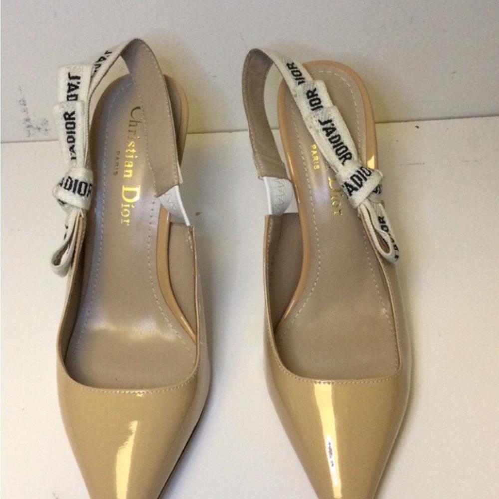 Heels - Picture 6 of 9